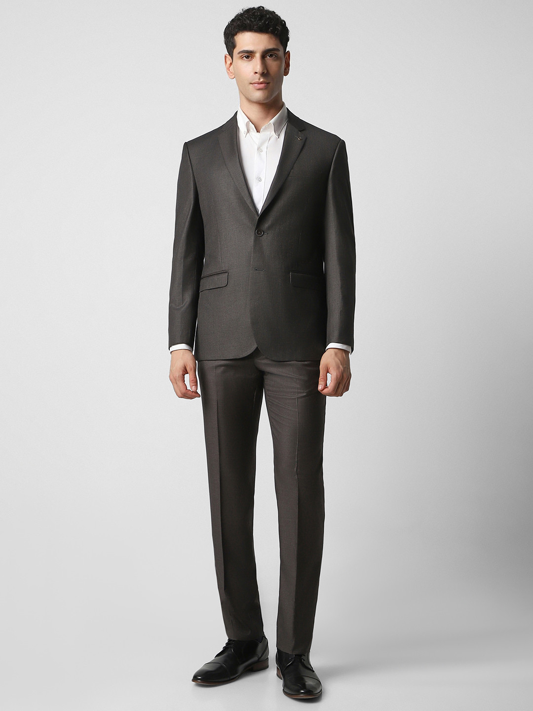 Van Heusen Brown Single-Breasted Suit