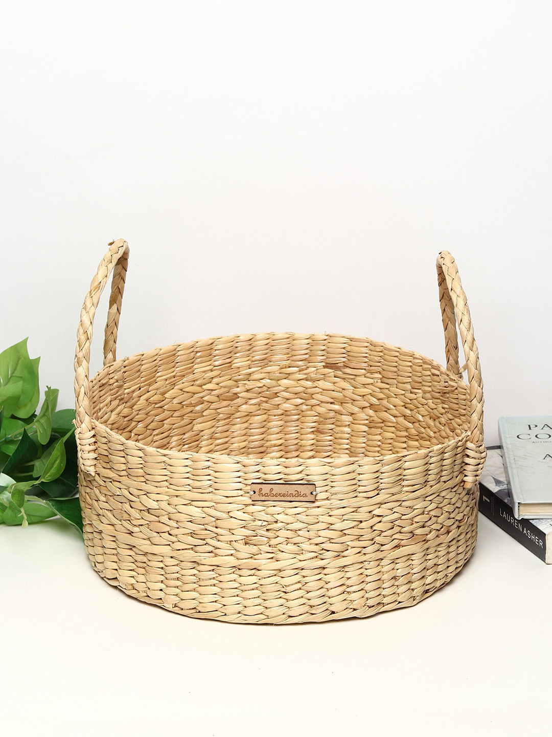 HABERE INDIA Beige Seagrass Round Hamper Basket
