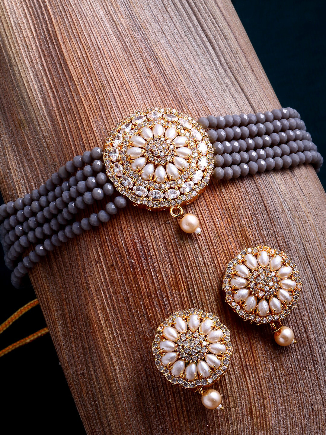 Kennice Gold-Plated Pearl Studded & Beaded Jewellery Set