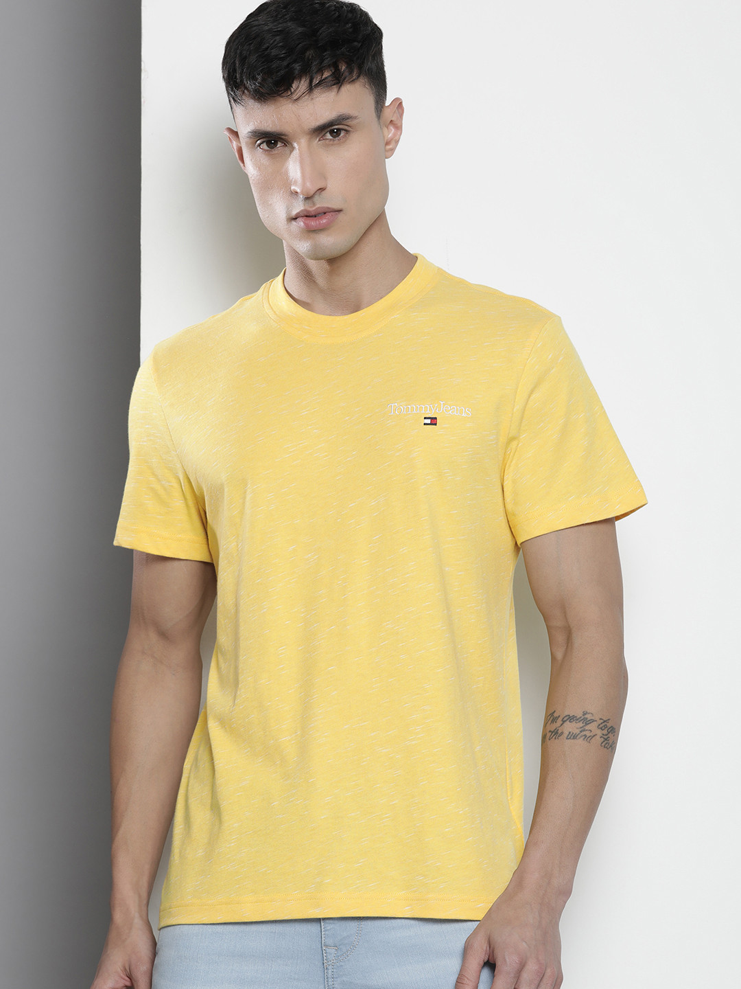 Tommy Hilfiger Men Brand Logo Embroidered T-shirt