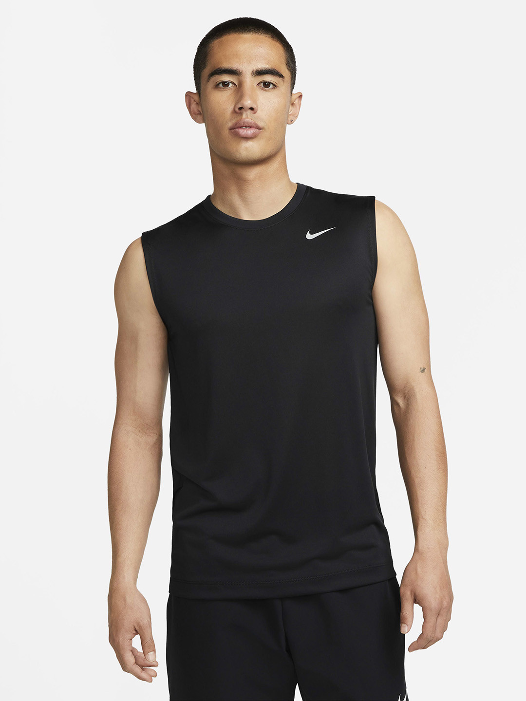 Nike Men Solid Sleeveless Dri-Fit Training T-shirt