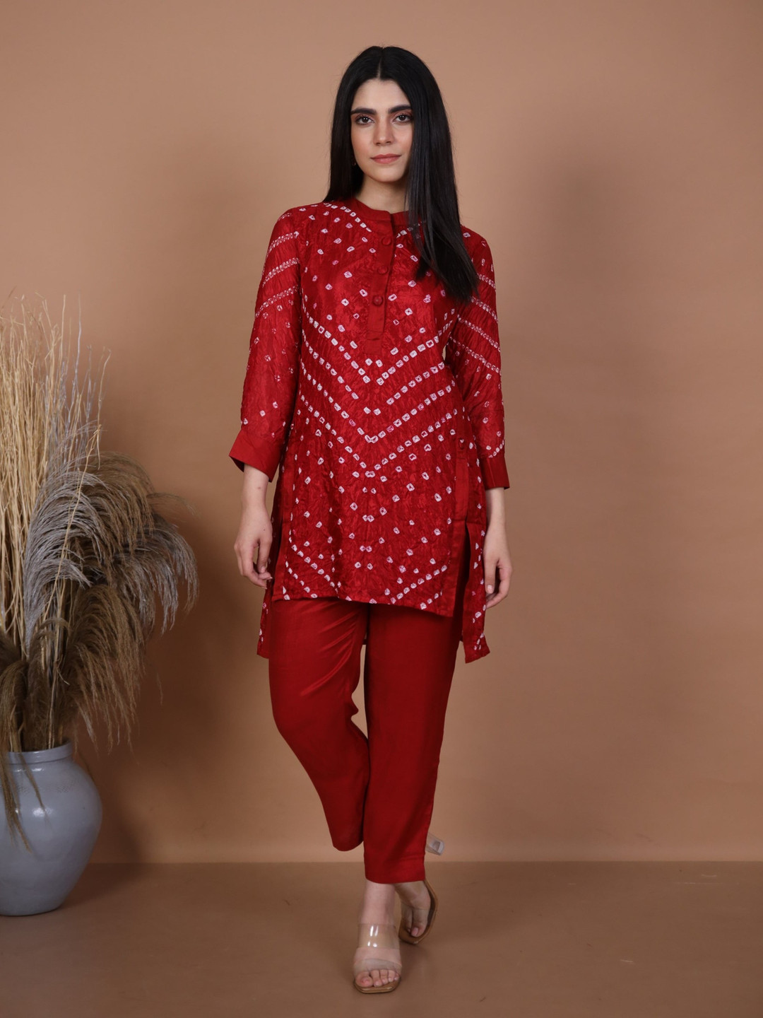 AUTUMN LANE Bandhani Printed Straight Kurti with Trousers