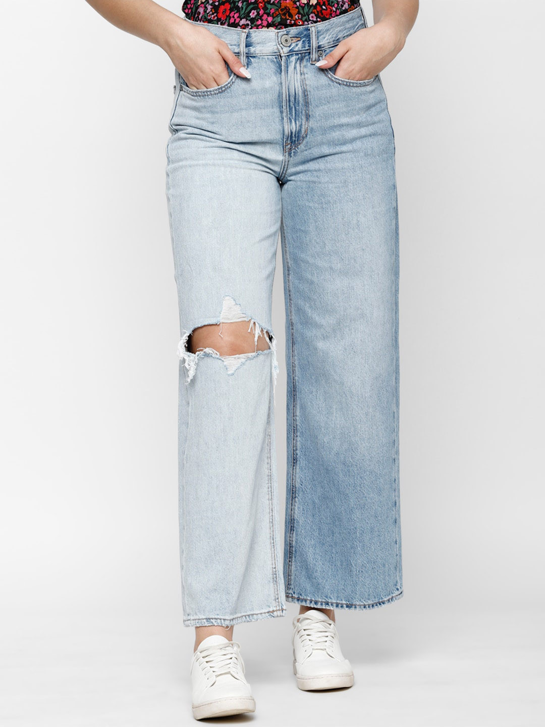 AMERICAN EAGLE OUTFITTERS Women High-Rise Mildly Distressed Heavy Fade Pyre Cotton Jeans