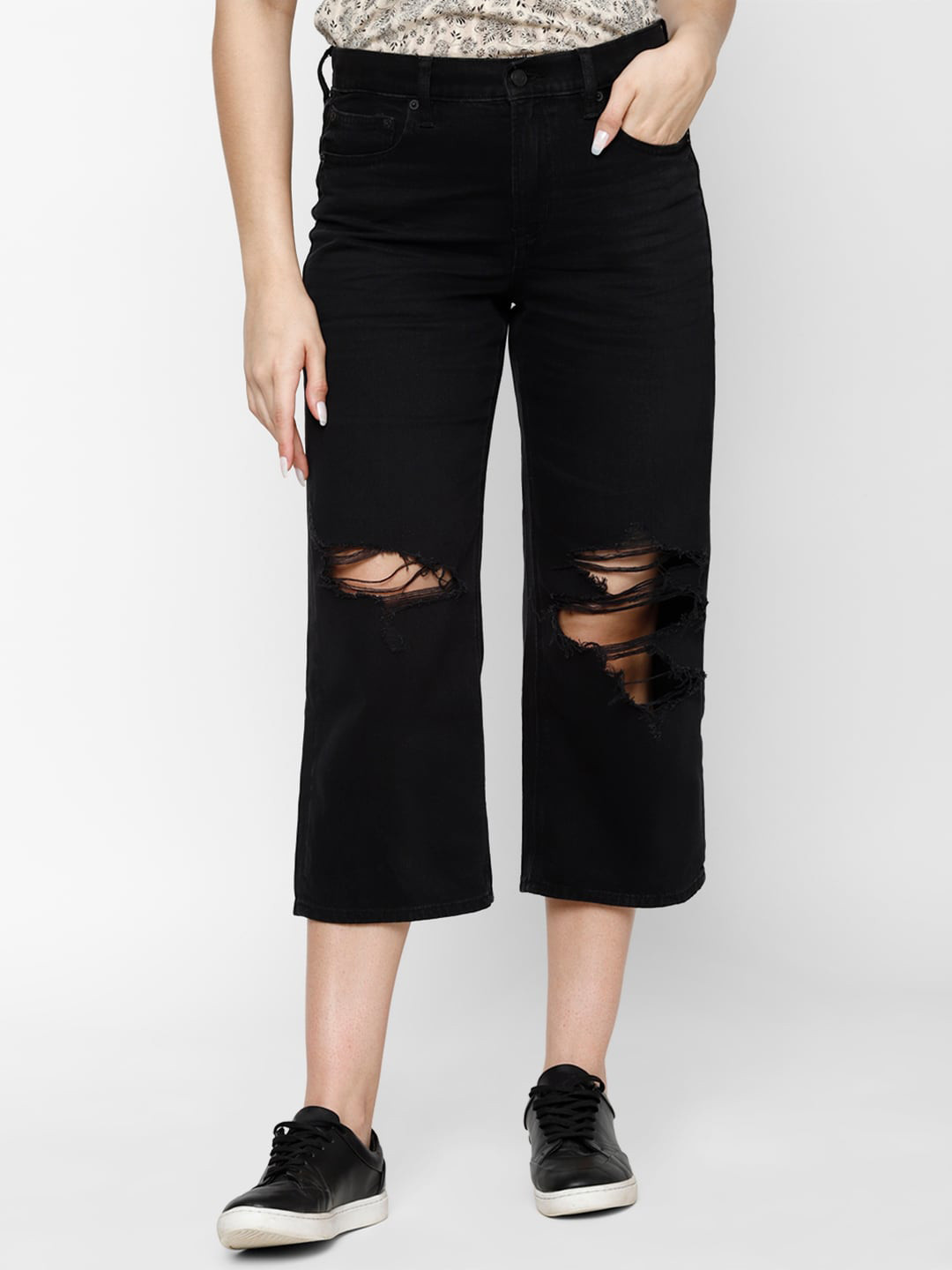 AMERICAN EAGLE OUTFITTERS Women Mildly Distressed Cotton Jeans