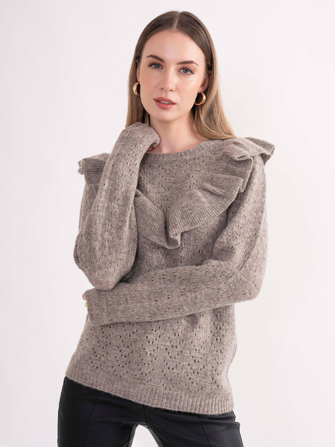 B.Copenhagen Women Ruffled Pullover