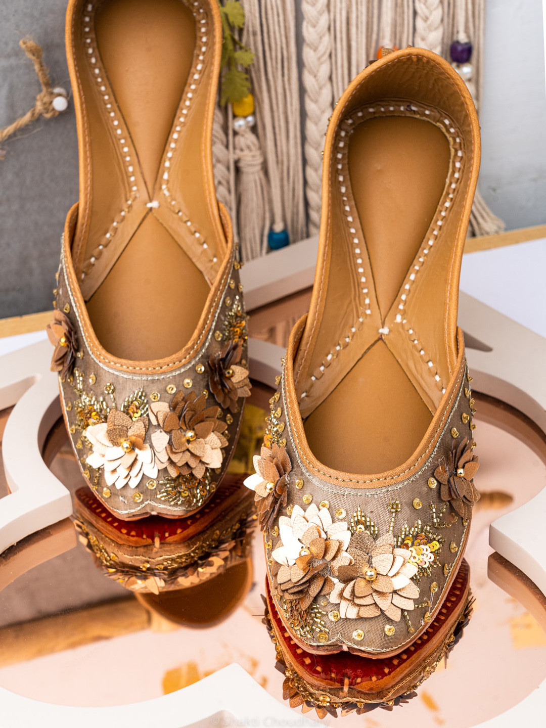 NR By Nidhi Rathi Women Ethnic Mojaris Flats