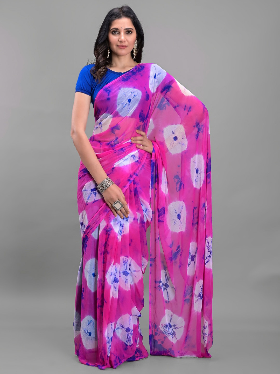 Apratim Bandhani Saree