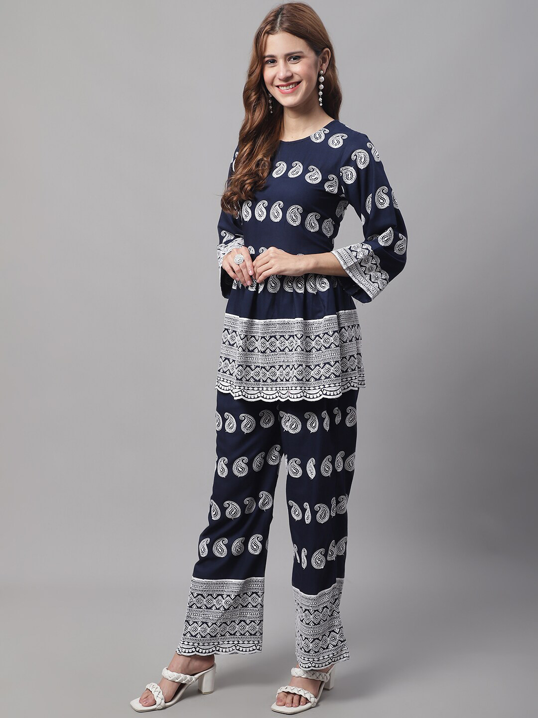 JAINISH Embroidered Round Neck Empire Kurti with Palazzo