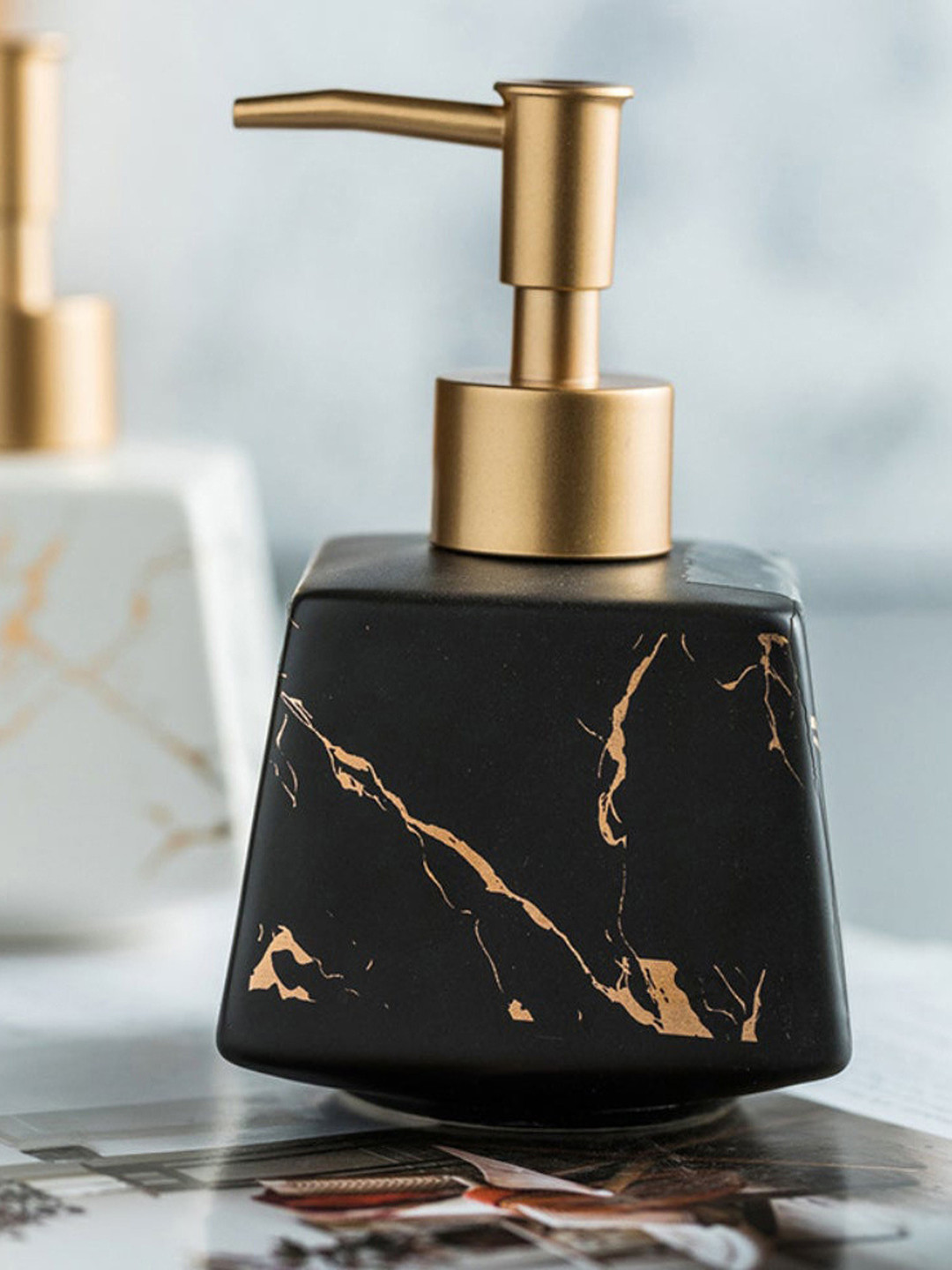 Nestasia Black & Gold-Metallic Toned Printed Ceramic Rust Poof Round Liquid Soap Dispenser