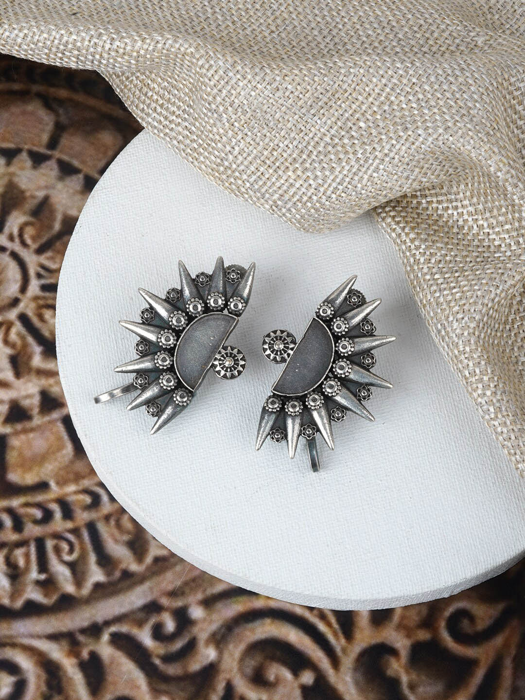 TEEJH Contemporary Studs Earrings
