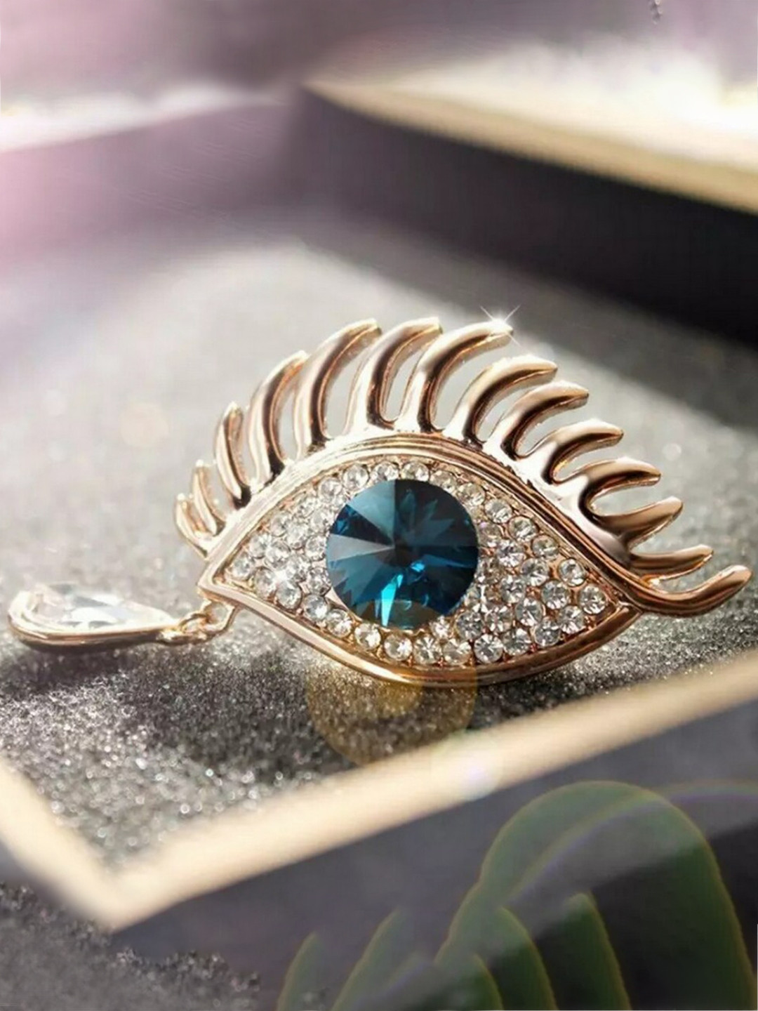 UNIVERSITY TRENDZ Gold-Plated Stone-Studded Illumanity Third Eye Charm Brooch