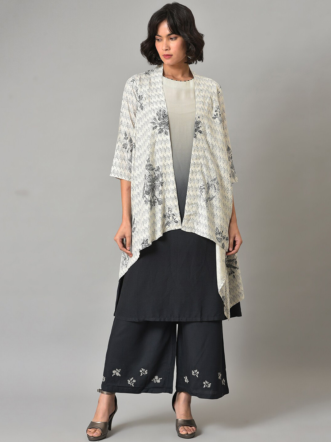 W Printed Rayon Kurta With Shrugs & Palazzos