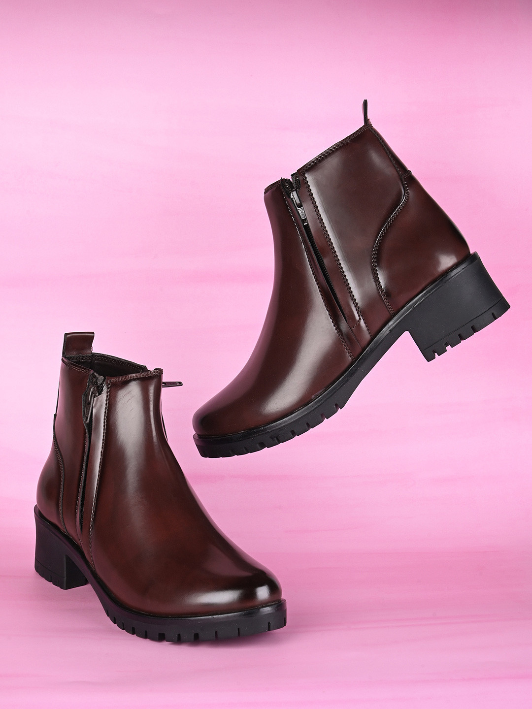 Fentacia Women Mid-Top Zipper Chelsea Boots