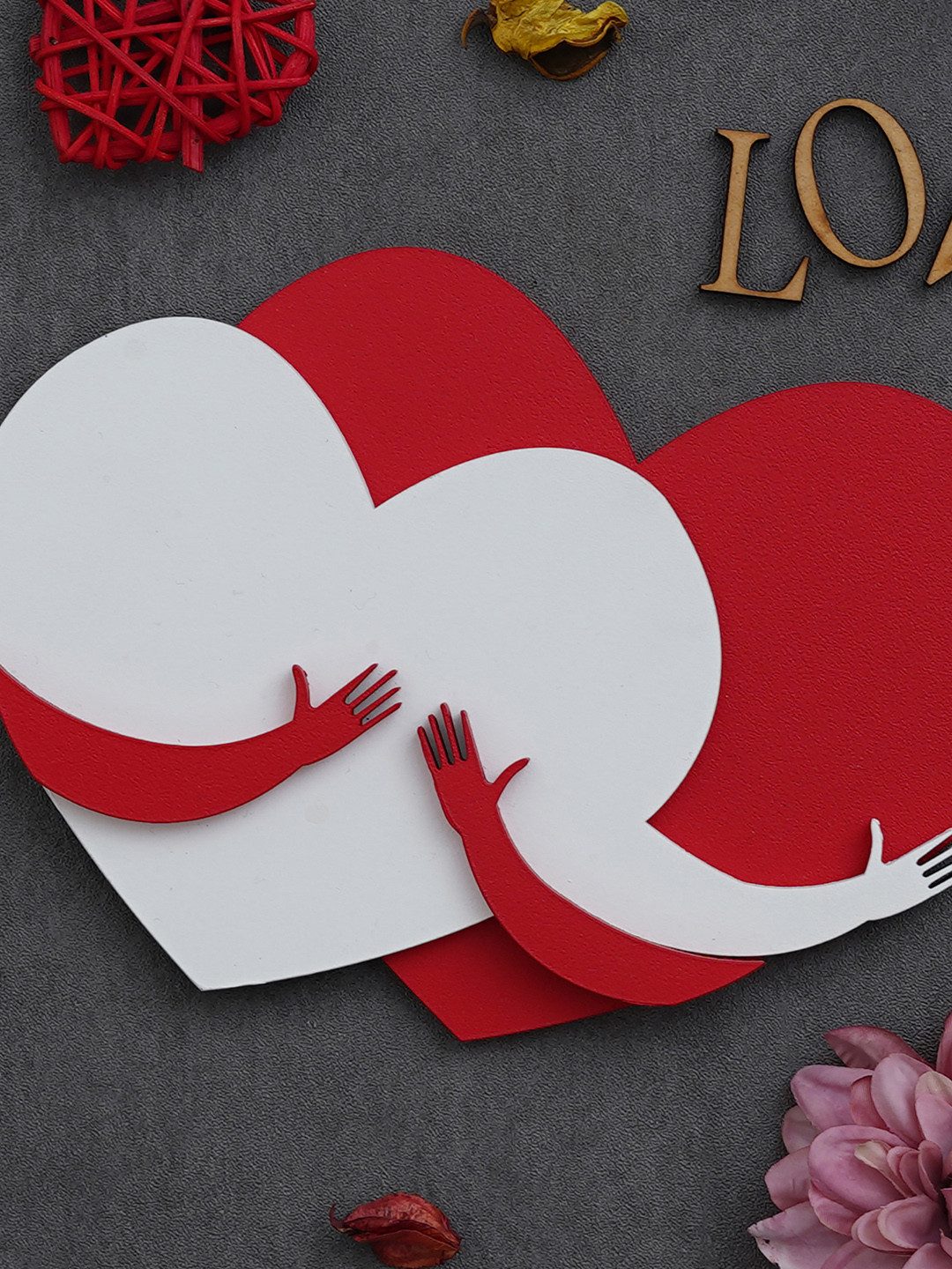 eCraftIndia Red and White Valentine Wooden Gift Set