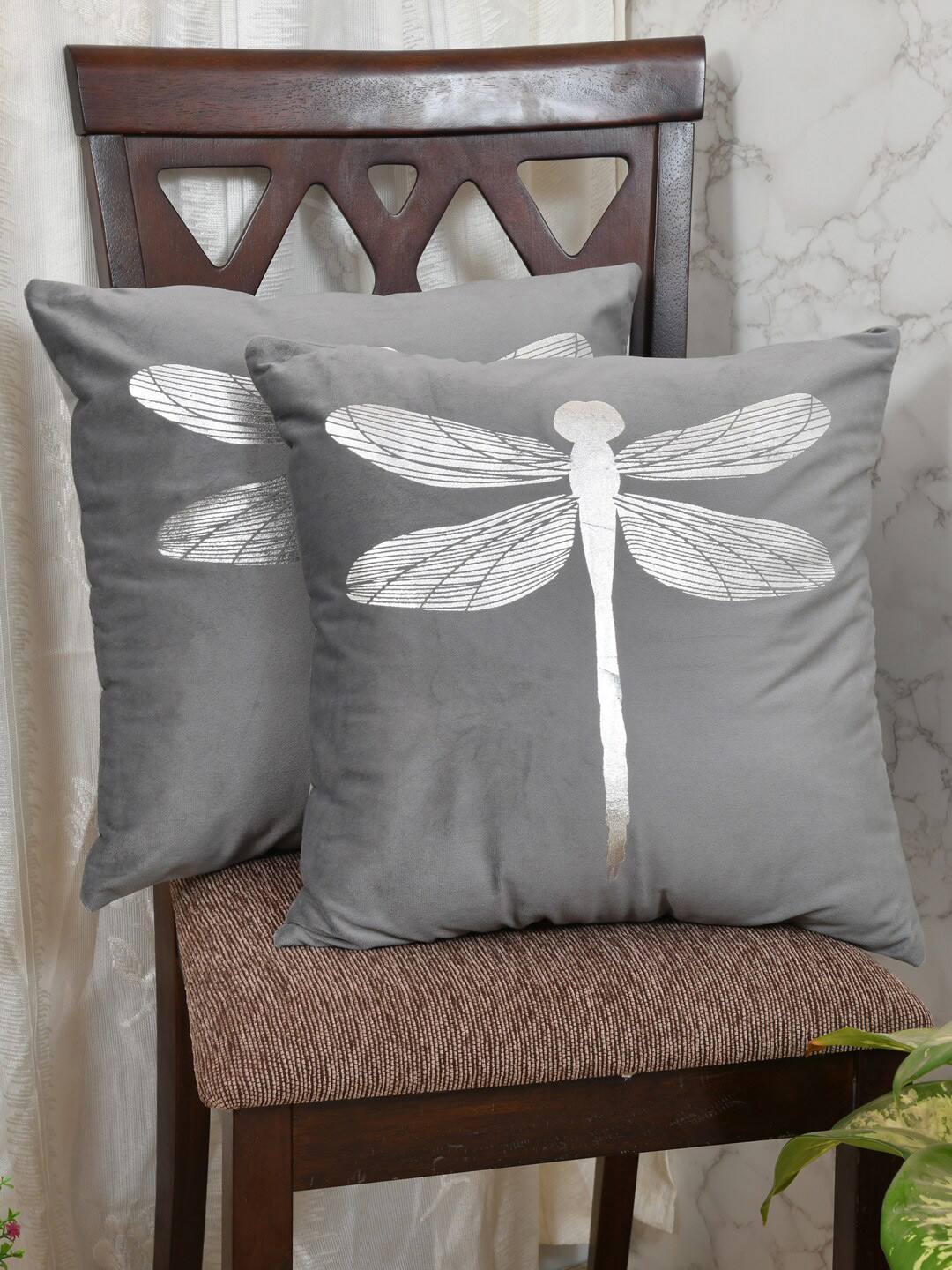 Clasiko Grey & Silver-Toned Set of 2 Butterfly Velvet Square Cushion Covers