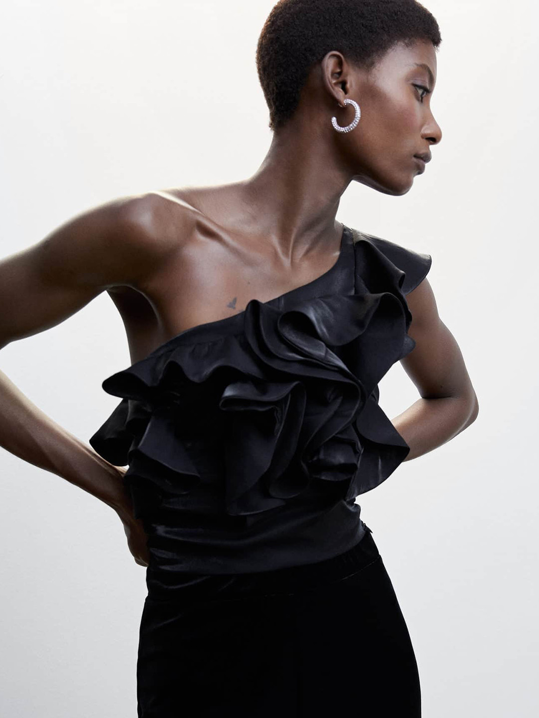 MANGO Black One Shoulder Ruffles Crop Top