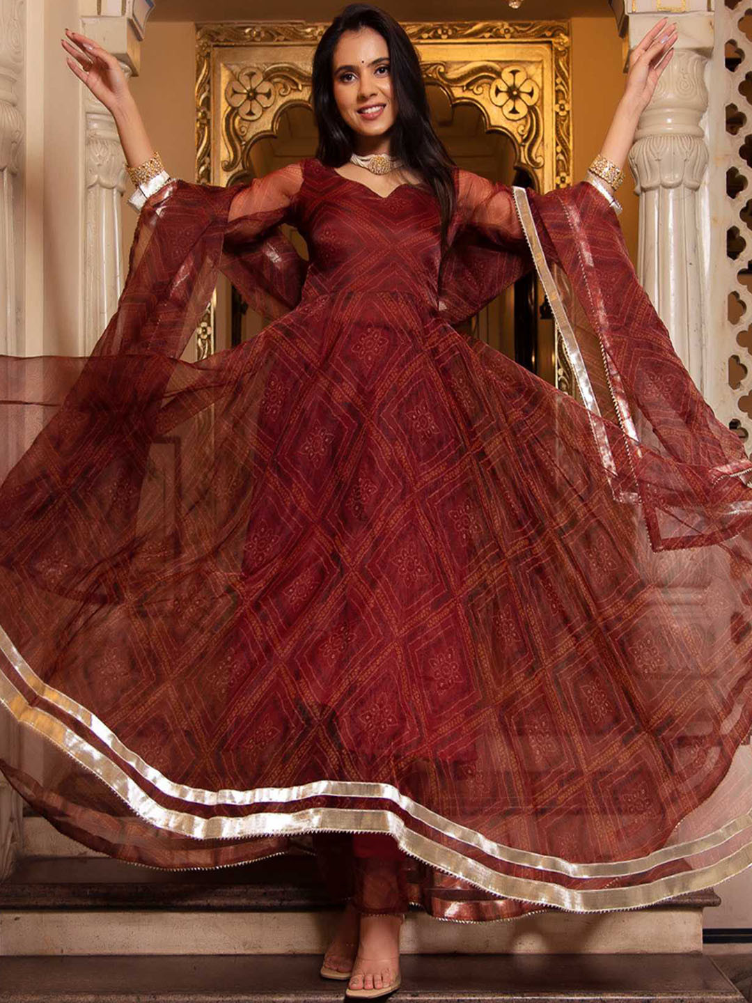 Calmna Women Floral Printed Gotta Patti Kurta With Trousers & Dupatta