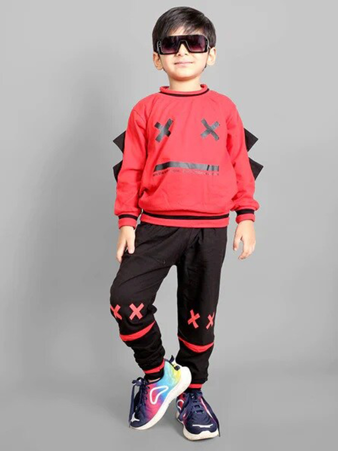 Ameeha Kids Red & Black Printed Sweatshirt with Joggers
