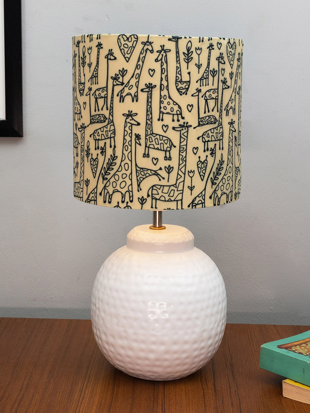 Homesake Ginger Jar Yellow & White Metal Antique Table Lamp With Savannah Shade