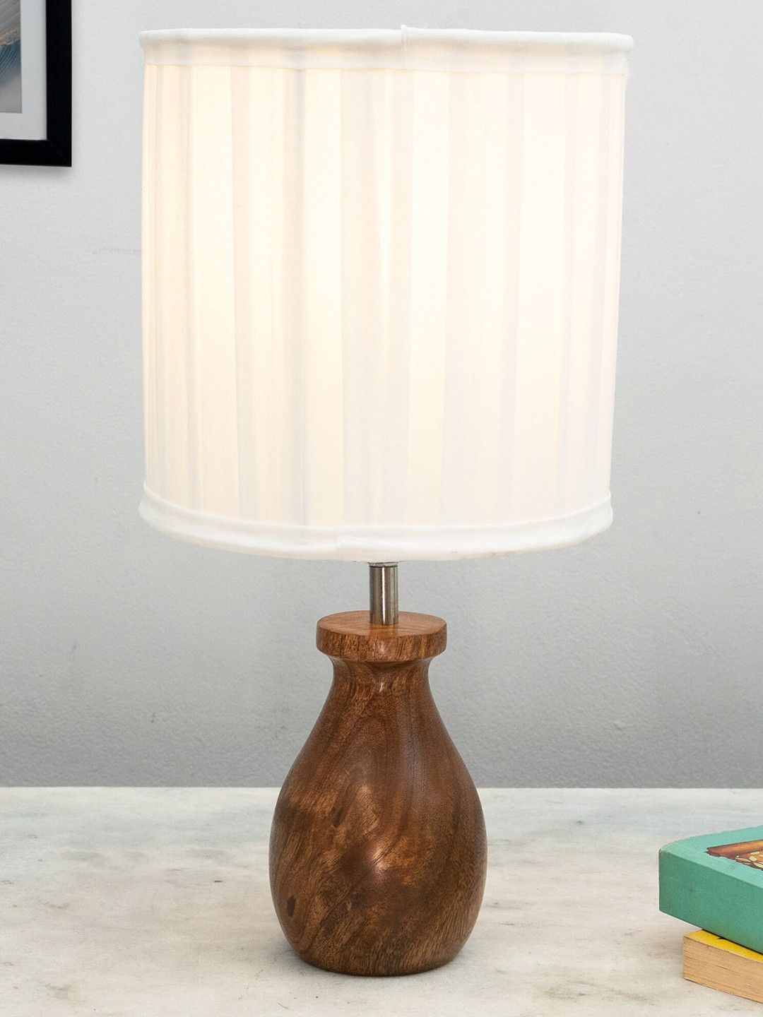 Homesake Dovel Pot Modern White Textured Wooden Table Lamp With Drum Shade