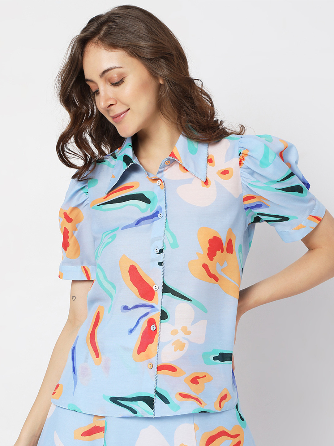 Vero Moda Women Abstract Printed Puff Sleeved Casual Shirt