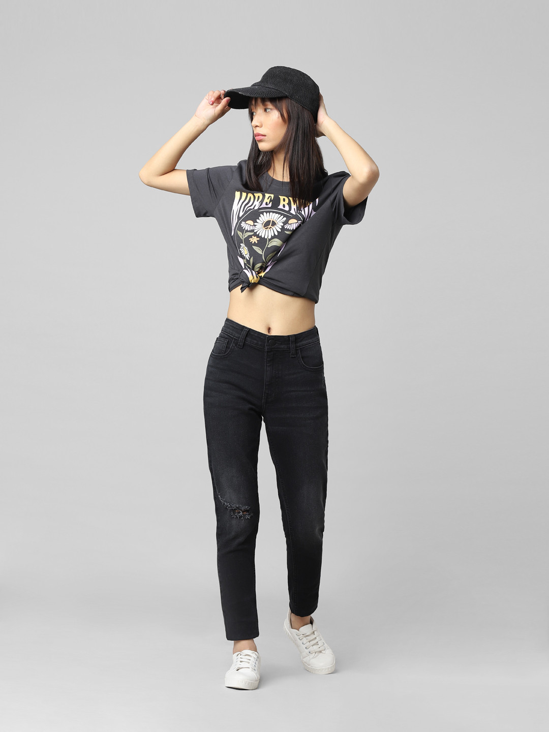 ONLY Women Slim Fit Low Distress Ripped Cropped Stretchable Cotton Jeans