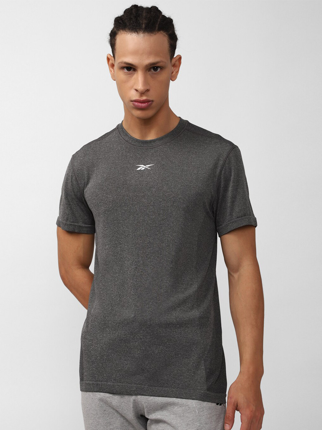 Reebok Men Slim Fit Training United By Fitness Myoknit Seamless T-Shirt