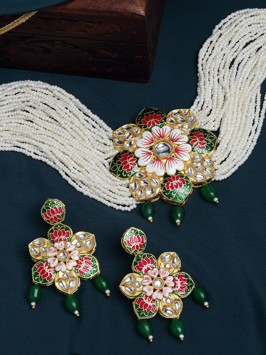 PANASH Gold-Plated Antique Kundan & Pearls Handcrafted Jewellery Set