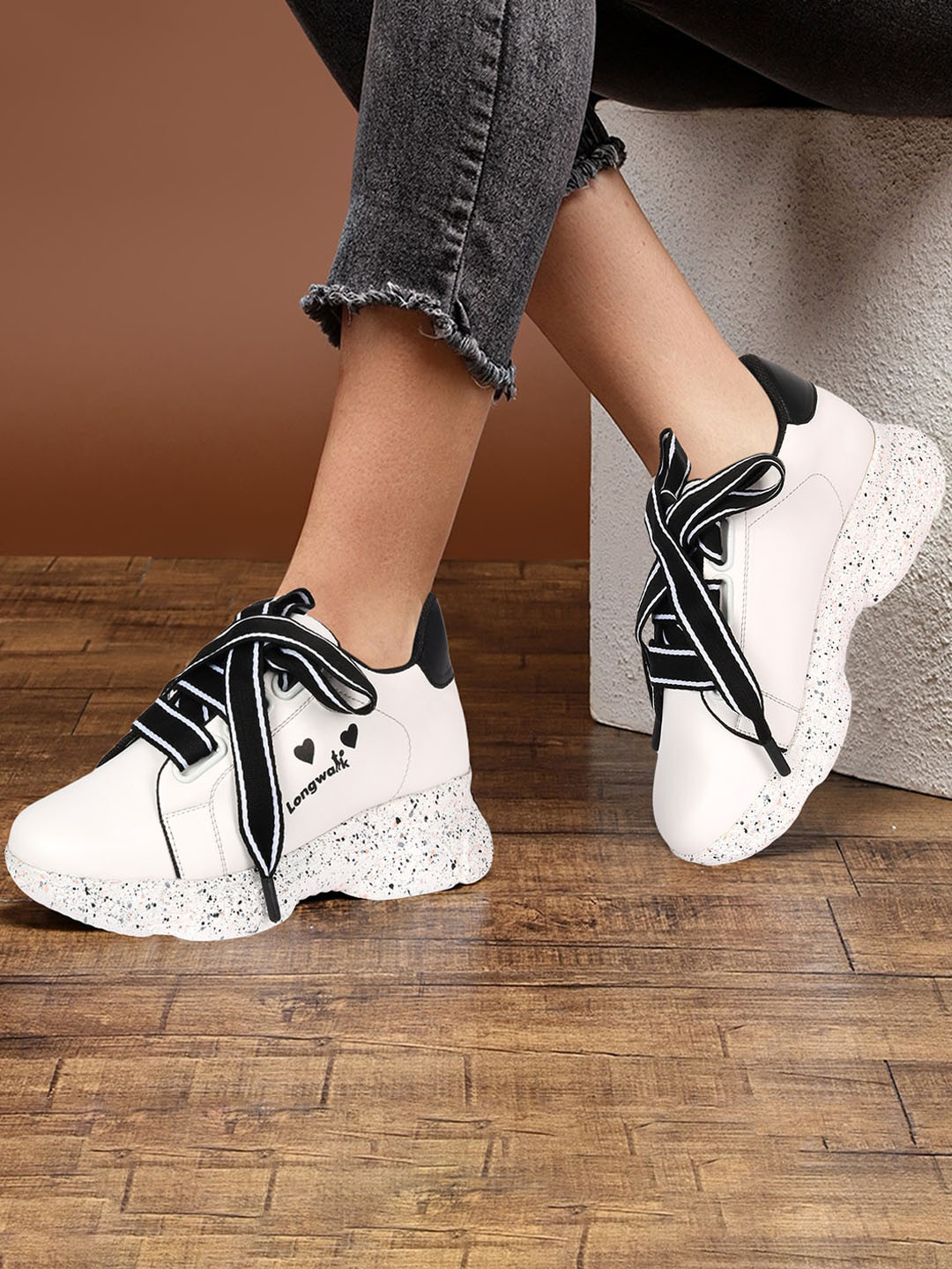 Longwalk Women Printed Sneakers