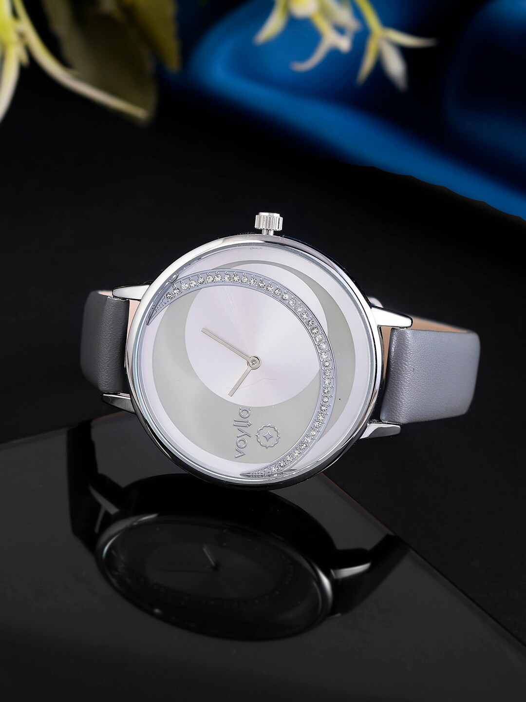 Voylla Women Round Dial & Leather Bracelet Style Straps Analogue Watch- 8905124489545