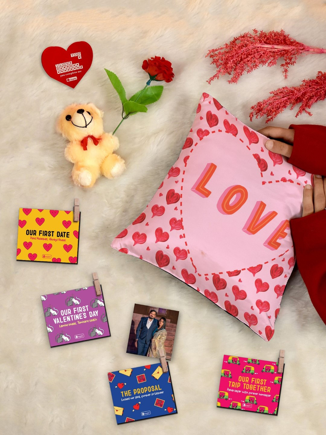Indigifts 8 Pieces Red & Pink Cushion Teddy Greeting Card Rose & Photo Clips