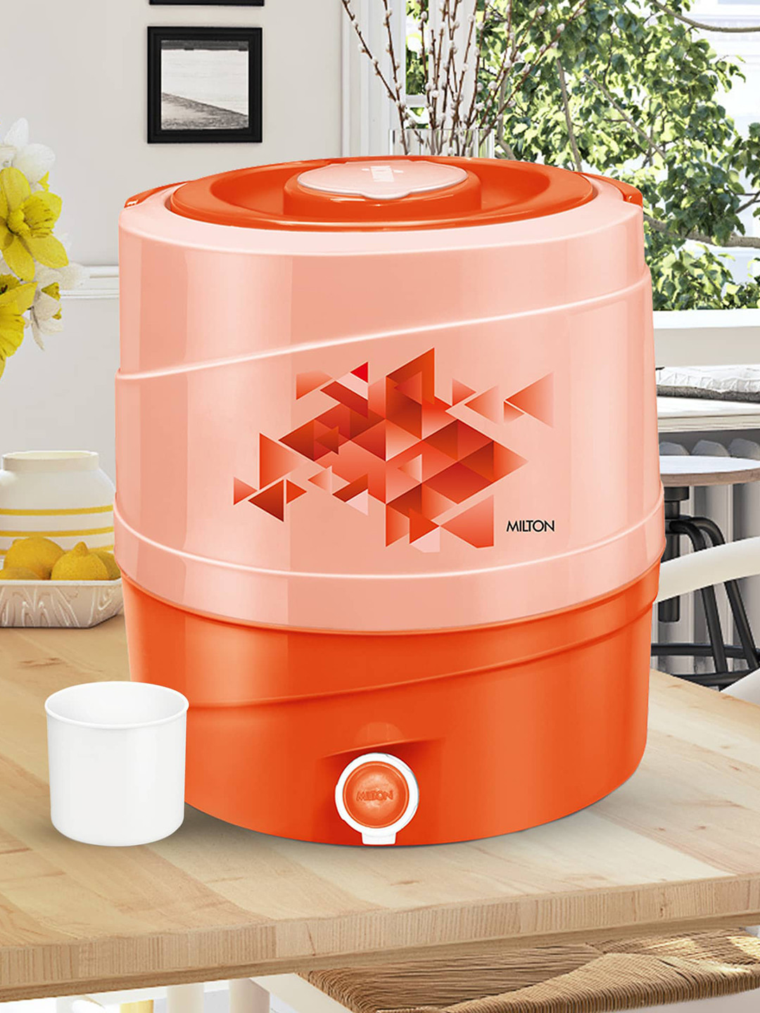 Milton New Kool Rover 18 Orange Plastic Insulated Water Jug 16 L