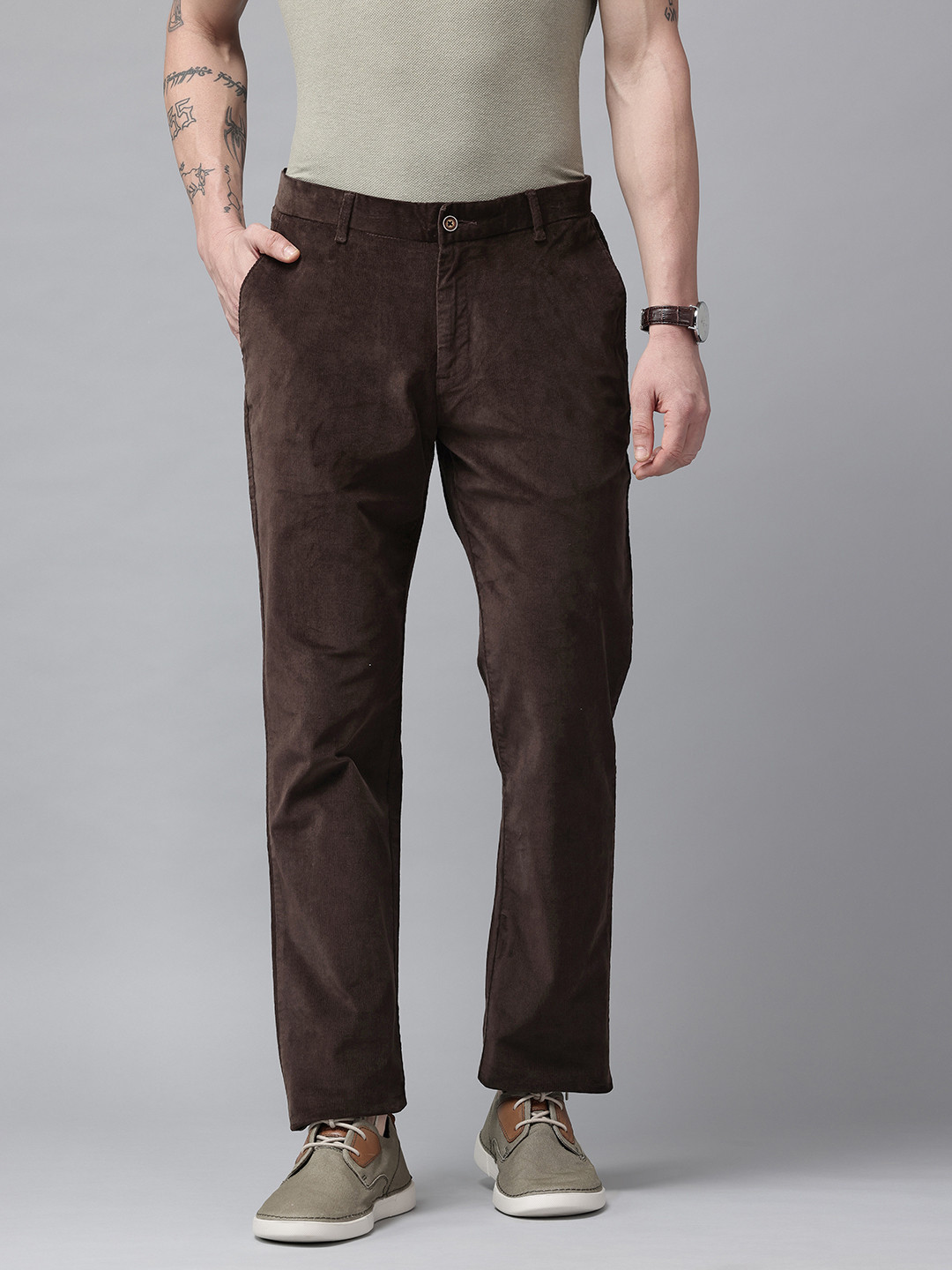 Blackberrys Men B90 Mid-Rise Corduroy Trousers