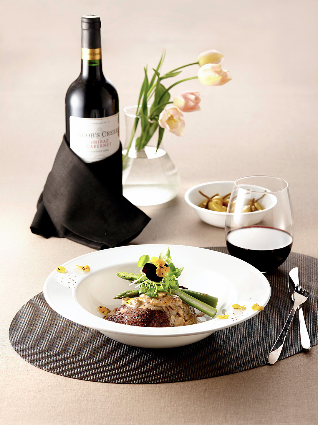 Corelle Livingware 3 Pieces White Glossy Bowls 828 ml