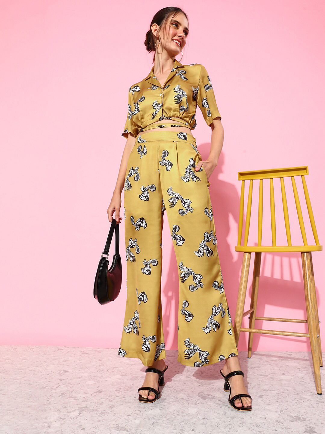 ANVI Be Yourself Women Floral Printed Satin Wide Leg Palazzos