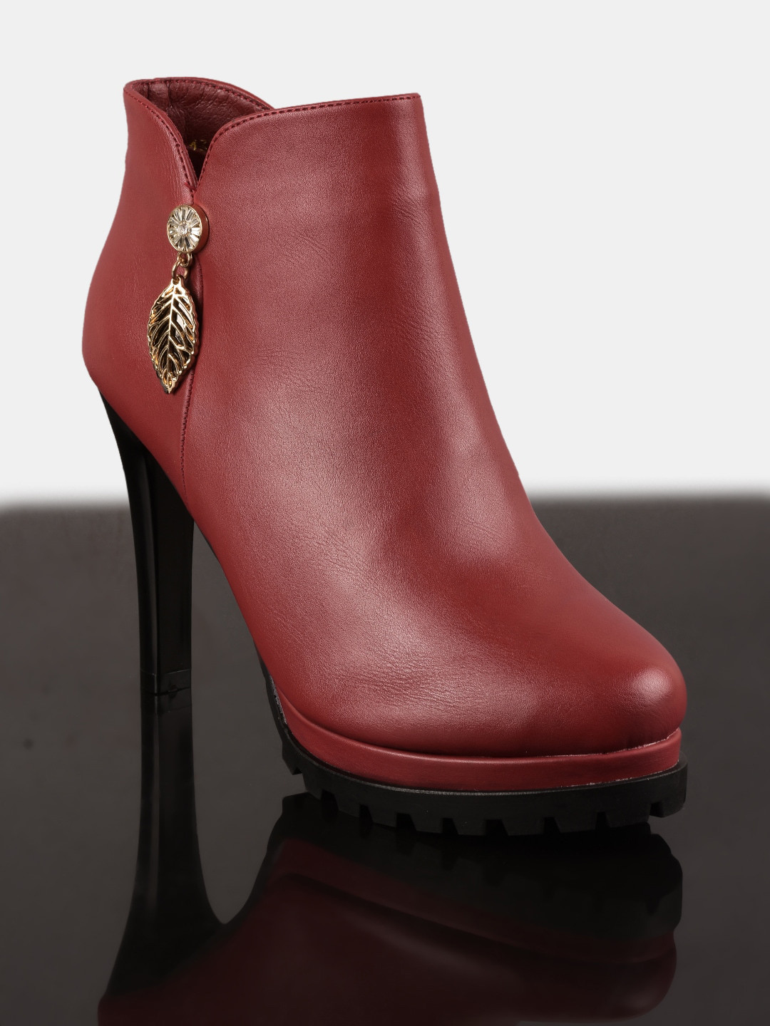 BuckleUp Women Heeled Mid-Top Regular Boots