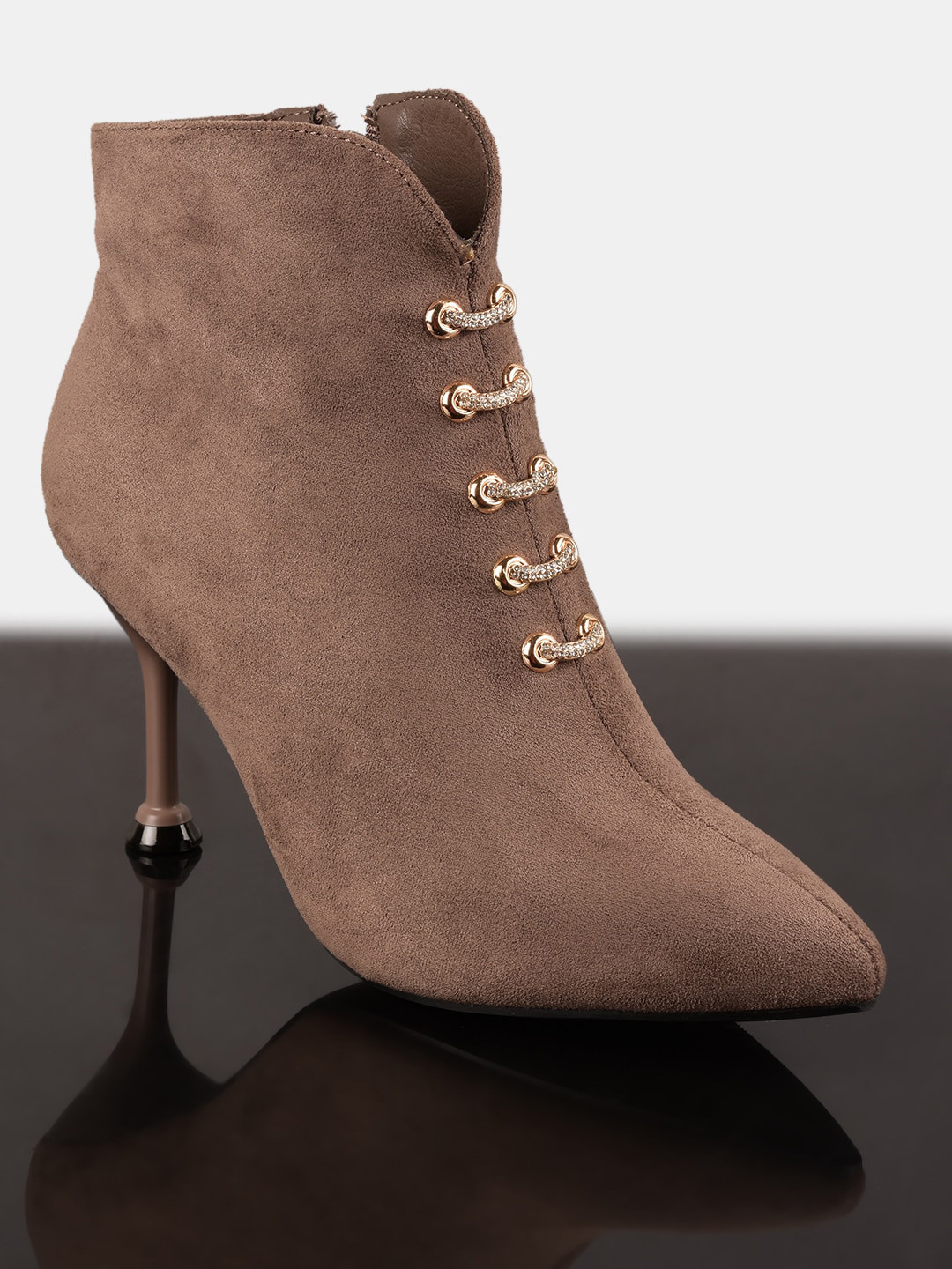 BuckleUp Women Heeled Mid-Top Regular Boots