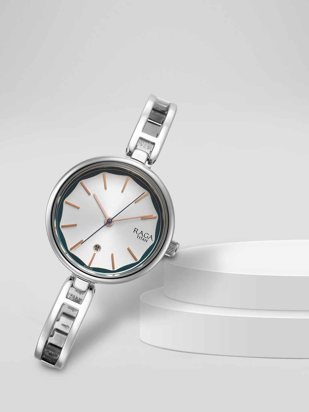 Titan Women Brass Dial & Stainless Steel Bracelet Style Straps Analogue Watch 2683SM01