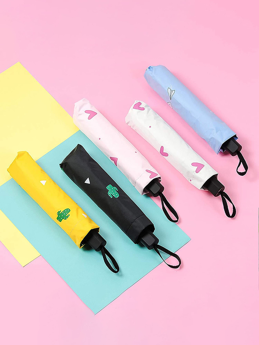 HOUSE OF QUIRK Printed 2 Fold Ultra Light Umbrella With Carrying Pouch