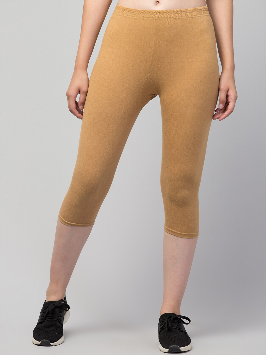 Apraa & Parma Women Pure Cotton Skinny Fit Capris