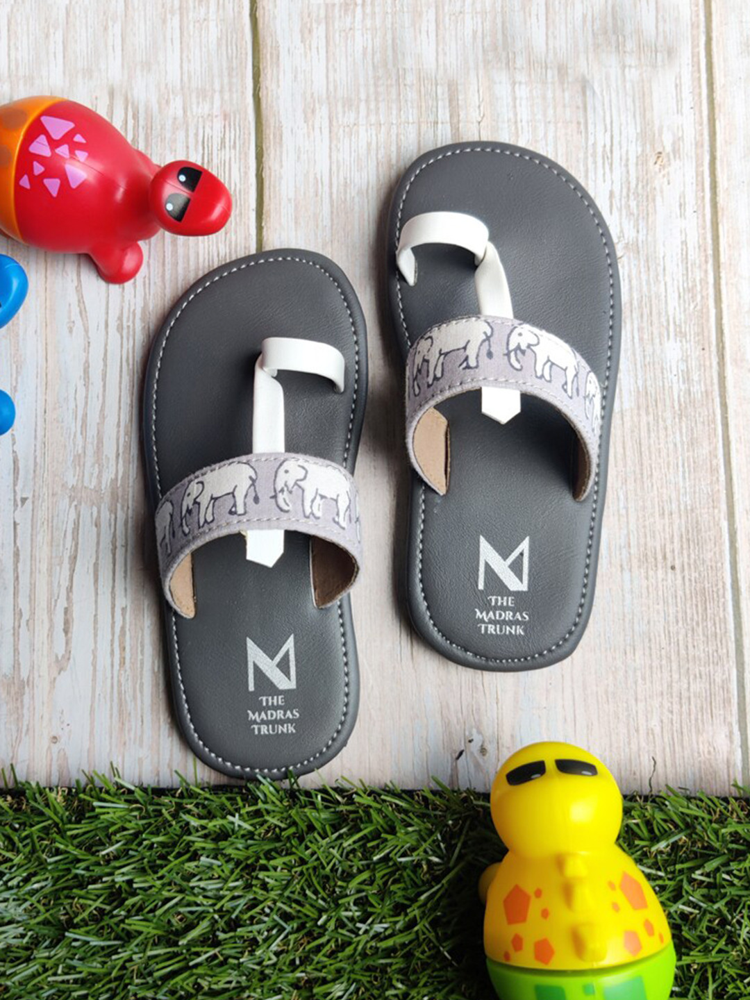 THE MADRAS TRUNK Kids Leather Comfort Sandals