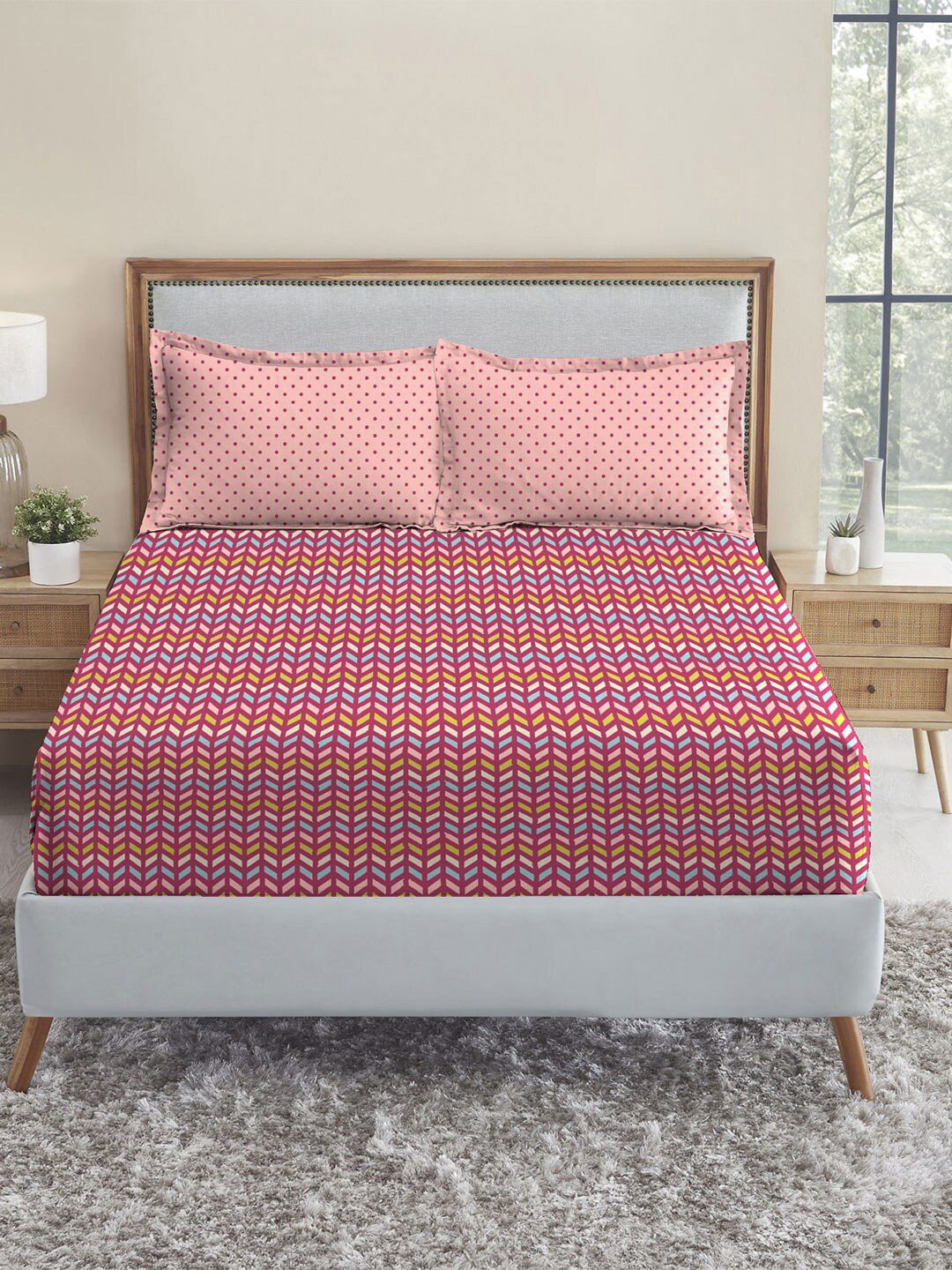 MYTRIDENT Feather Tales Pink Geometric Pure Cotton 144 TC Queen Bedsheet with 2 Pillow Covers-90 x 100 inches