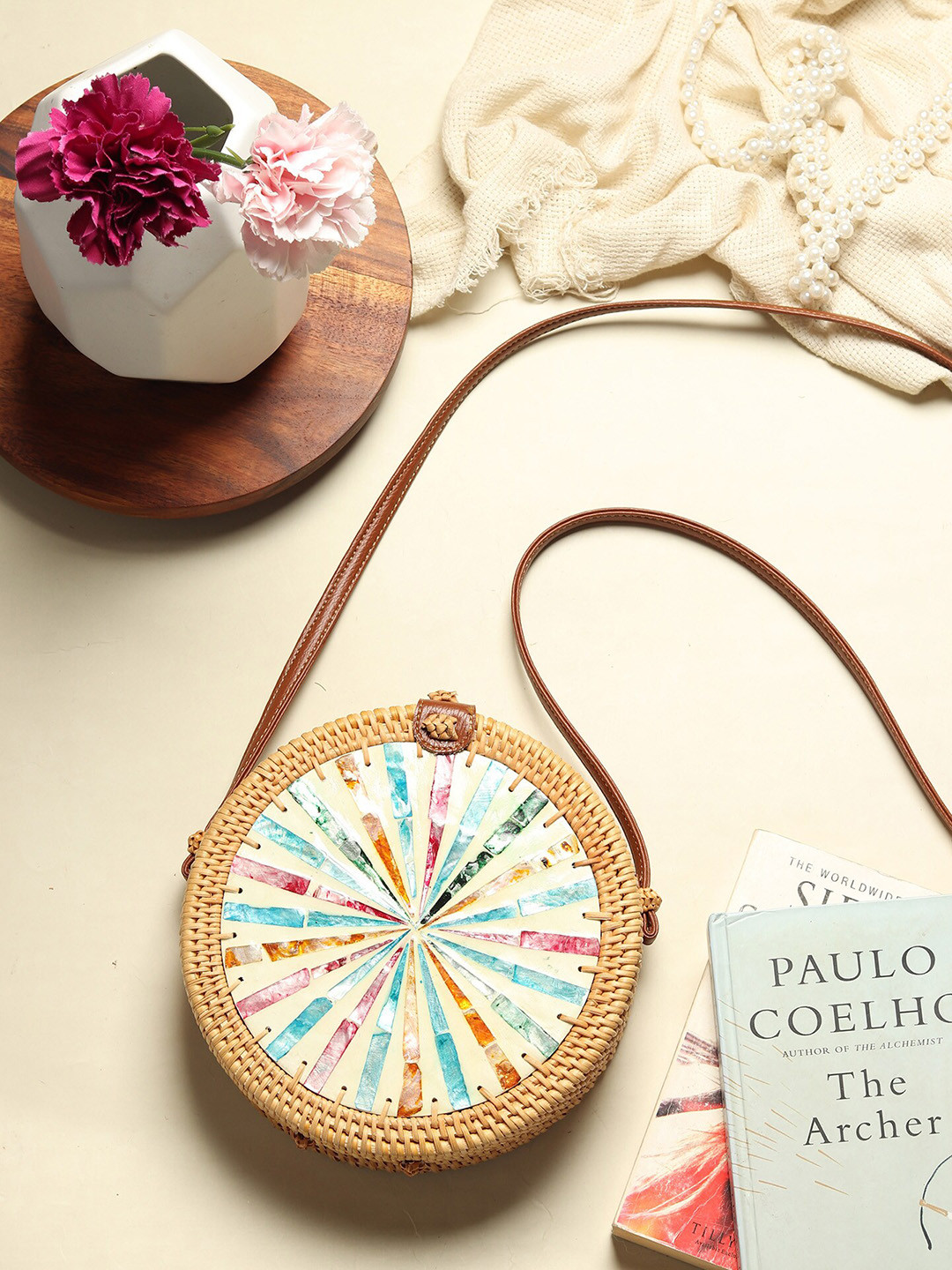 HABERE INDIA Geometric Structured Sling Bag