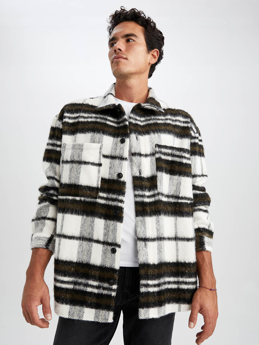 DeFacto Men Checked Regular Fit Long Sleeves Casual Shacket