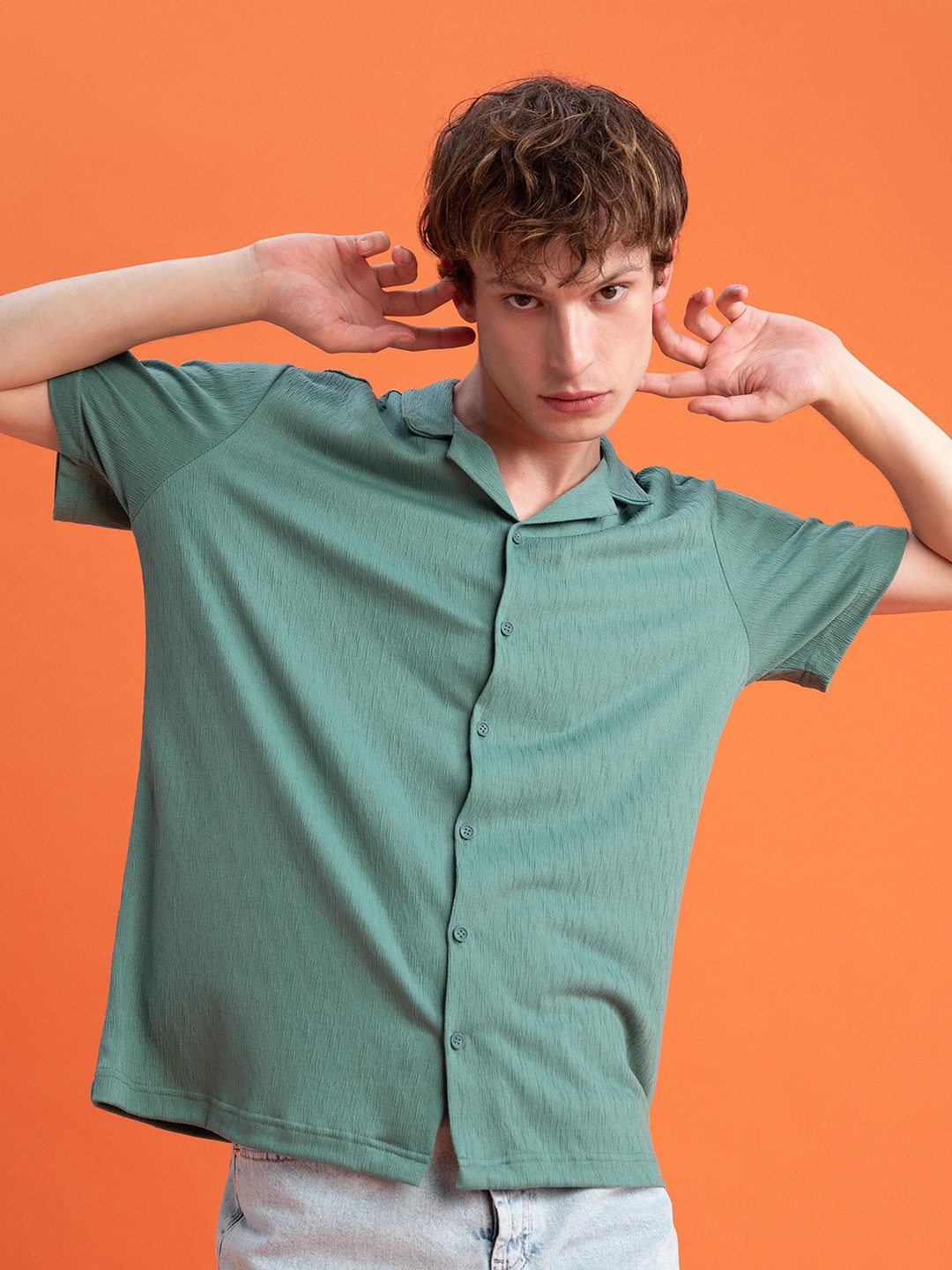 DeFacto Men Self Design Regular Fit Cuban Collar Casual Shirt