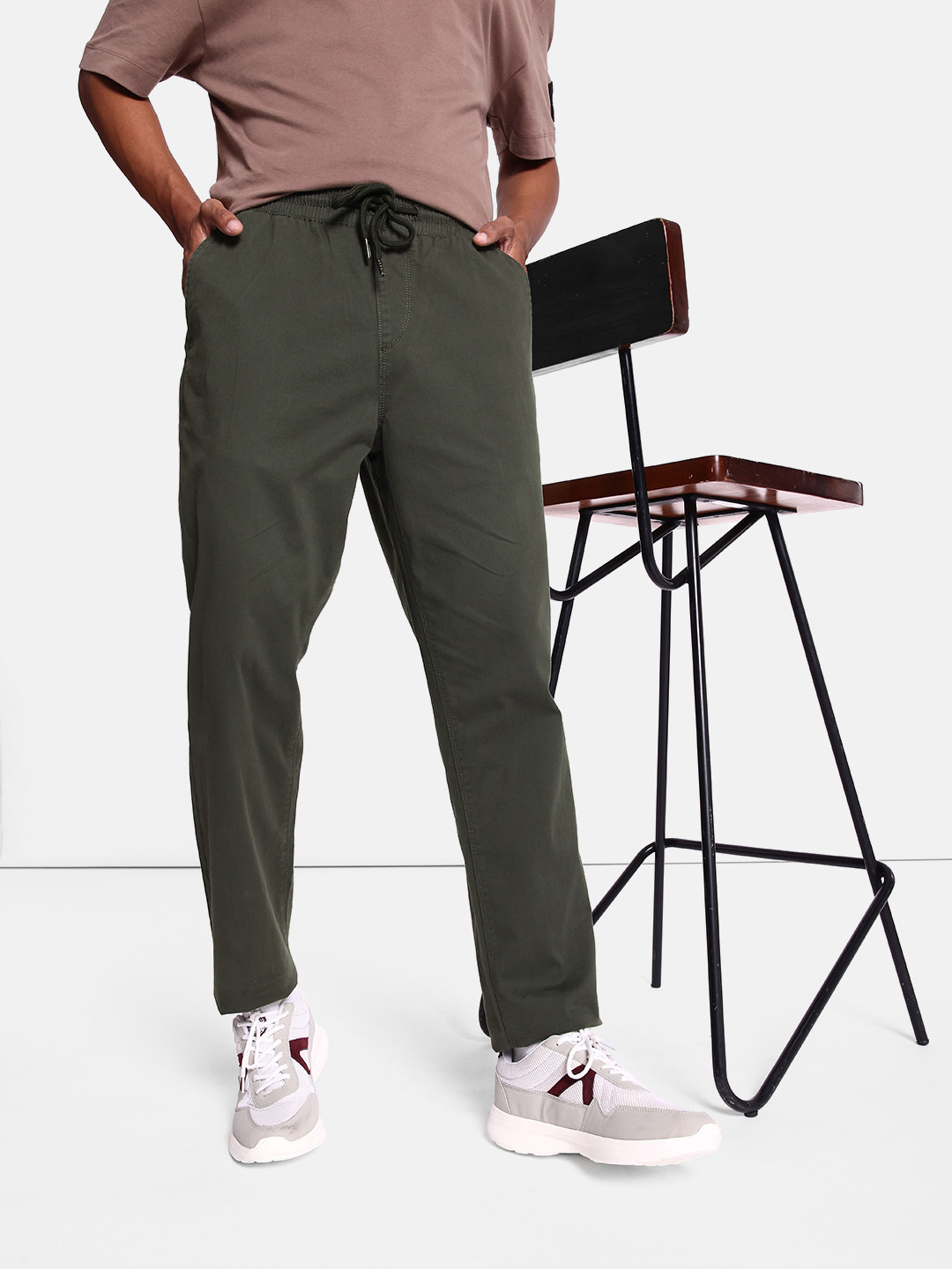 The Roadster Lifestyle Co. Men Olive Green Back to School Work To Lounge Trousers