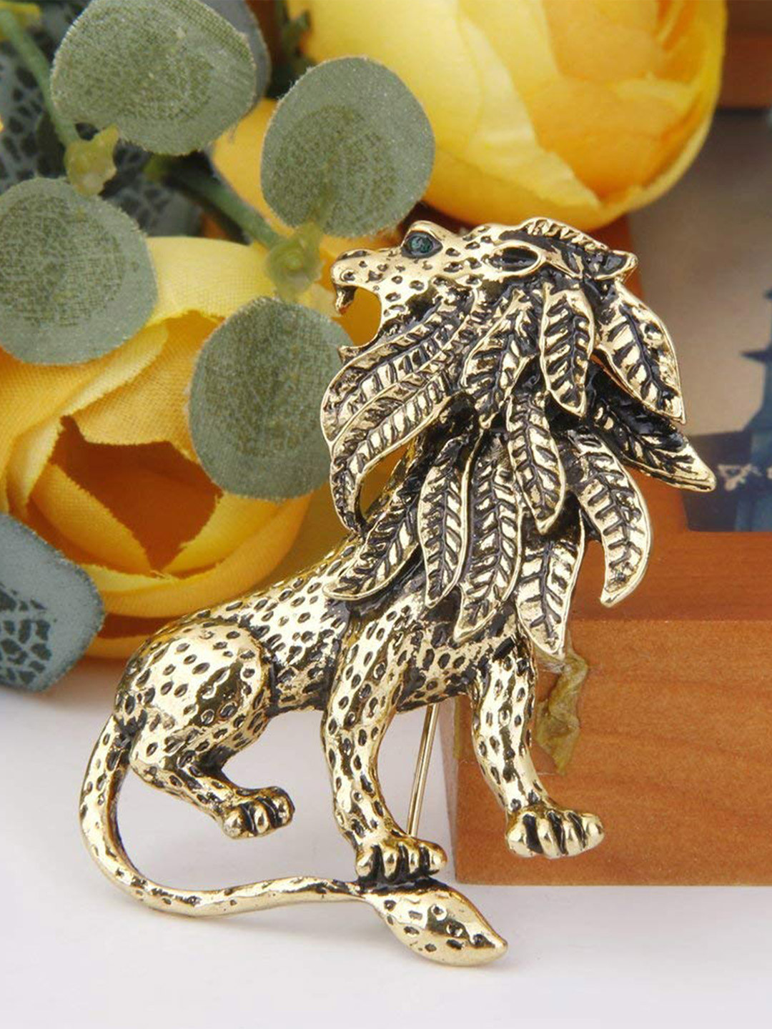 Mahi Women Lion Shaped Antique Vintage Alloy Brooch