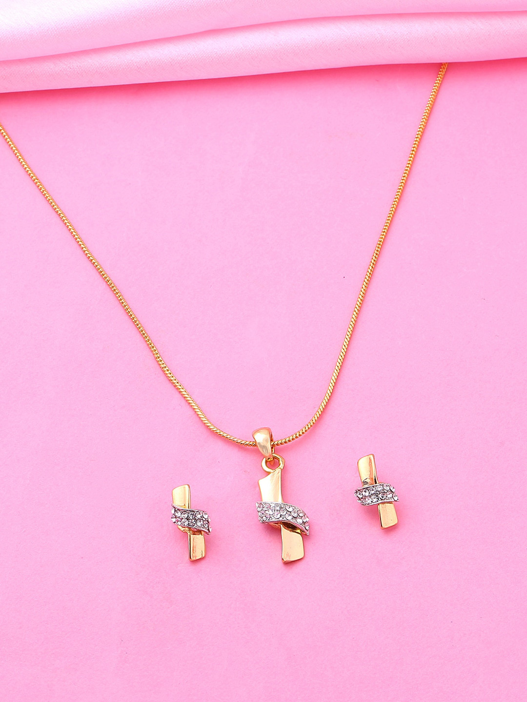 Estele Gold Plated Beautiful Pendant Set with Crystals Jewellery Set