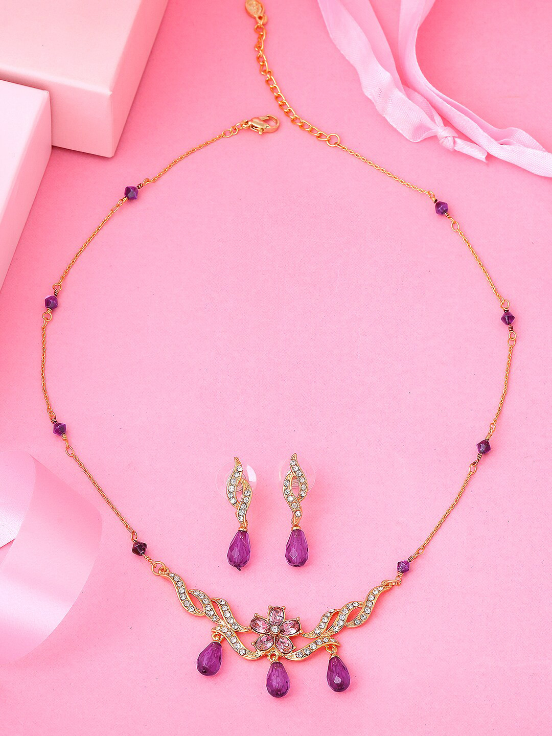 Estele Gold Plated Flower Shaped Necklace Set with Crystals