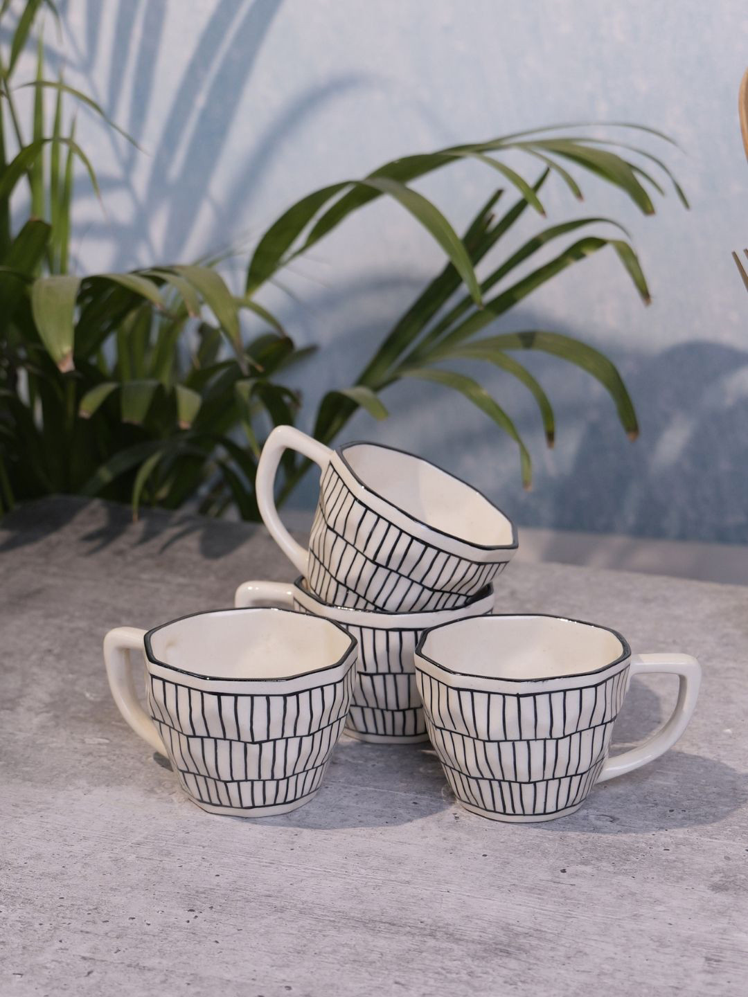 VarEesha Off White & Black 4 Pcs Geometric Printed Ceramic Glossy Mugs 250 ml Each